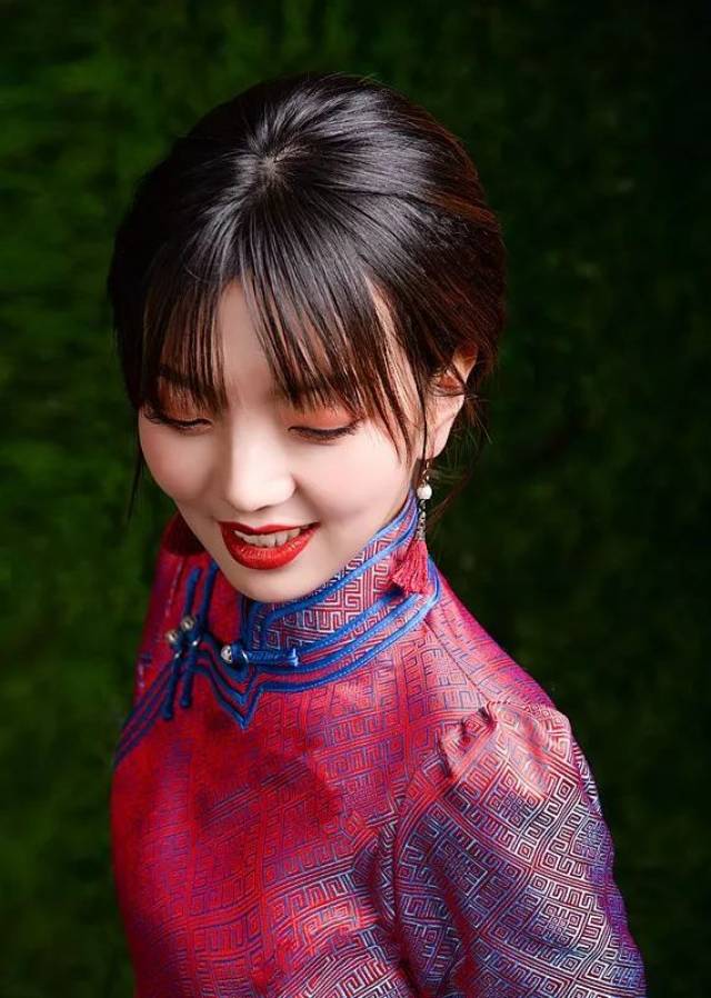 【美丽风暴】大眼萌妹c位出道,这个妹纸有点甜!《李乐在说》主播任梦