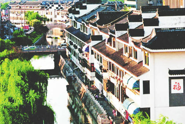 泰州月城广场,泰州吾悦广场_大山谷图库