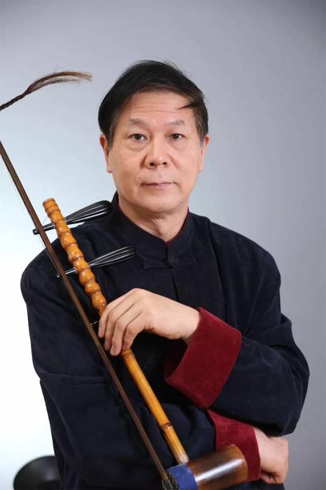 既为操琴者 又作"斫"琴师丨刘正辉与他的京胡改革