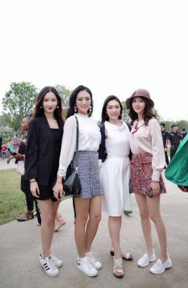 骄傲!秦皇岛女孩李珮姗获世界小姐中国区总决赛亚军