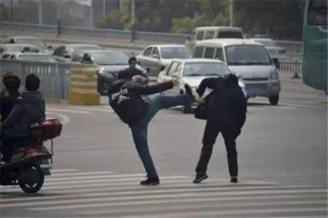 嵊州人酒后寒暄引发打架斗殴!一人重伤,4人被捕!