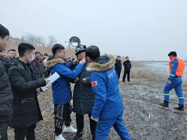 【突发】赵王新河落水男子已溺亡!遗体被蓝天救援队打捞上岸!