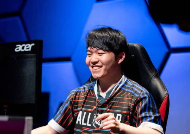 ig肉鸡虽然我是韩国人但希望大家把我当做一名中国选手