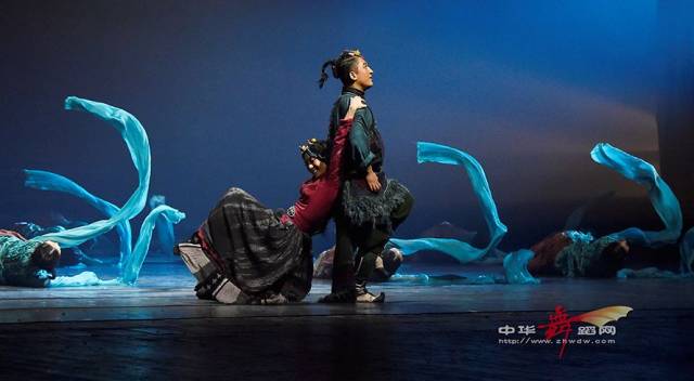 北舞年末巨献 | 倾情演绎巴蜀名家阿来《尘埃落