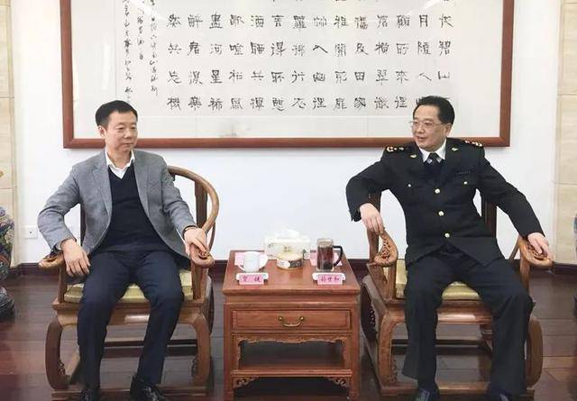 管委会领导拜会西安海关关长孙世和