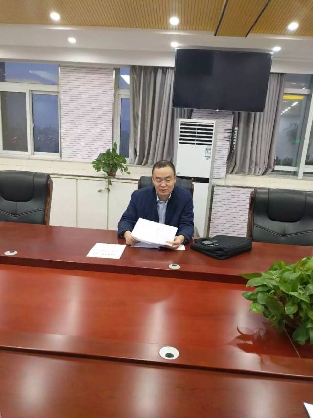 会议由县政府副县长,公安局长杜玉坤同志主持并作重要指示.