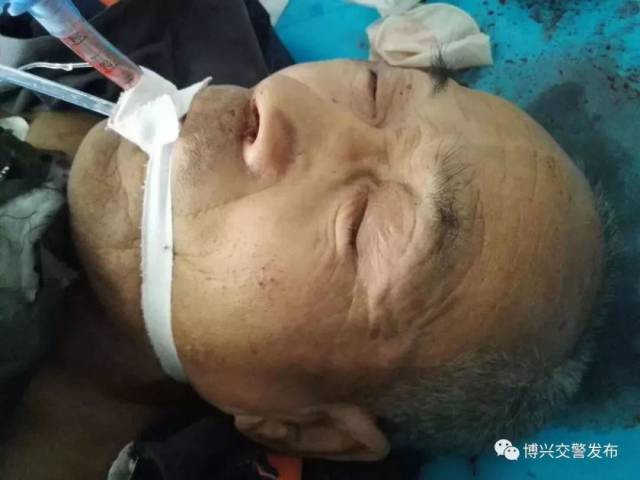 博興一60歲左右老人在205國道車禍中死亡,急尋家屬!