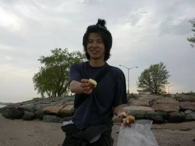 艺趣温凌资本主义了