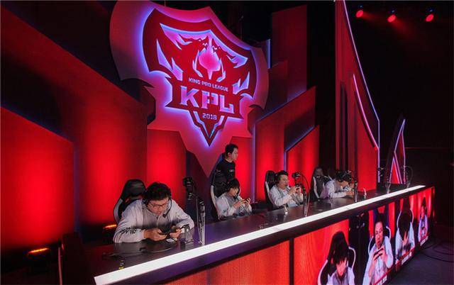 2018王者荣耀kpl秋季赛总决赛比赛日 比赛赛场内外美图一览