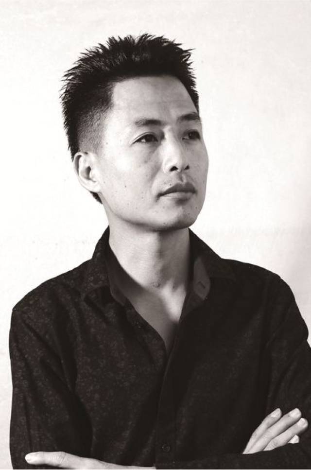 年度大戏,琥珀雕刻圈c位人物,联名携手展"匠心"!