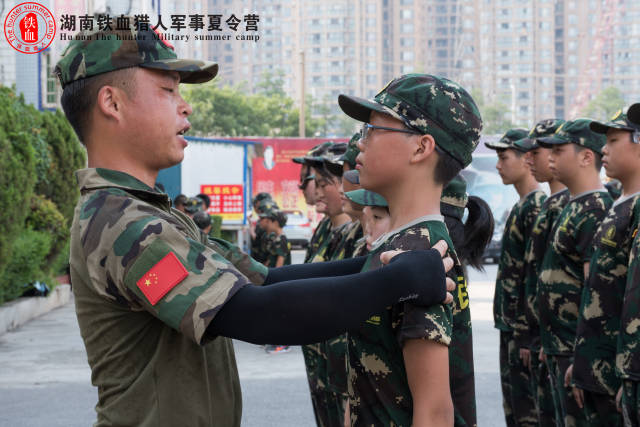 成都夏令营怎么选？一份给家长的军事夏令营挑选指南