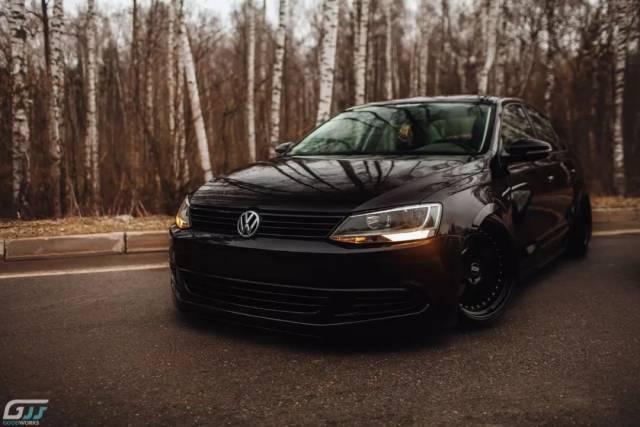 大众速腾走黑武士风从购入到改装简直是天壤之别