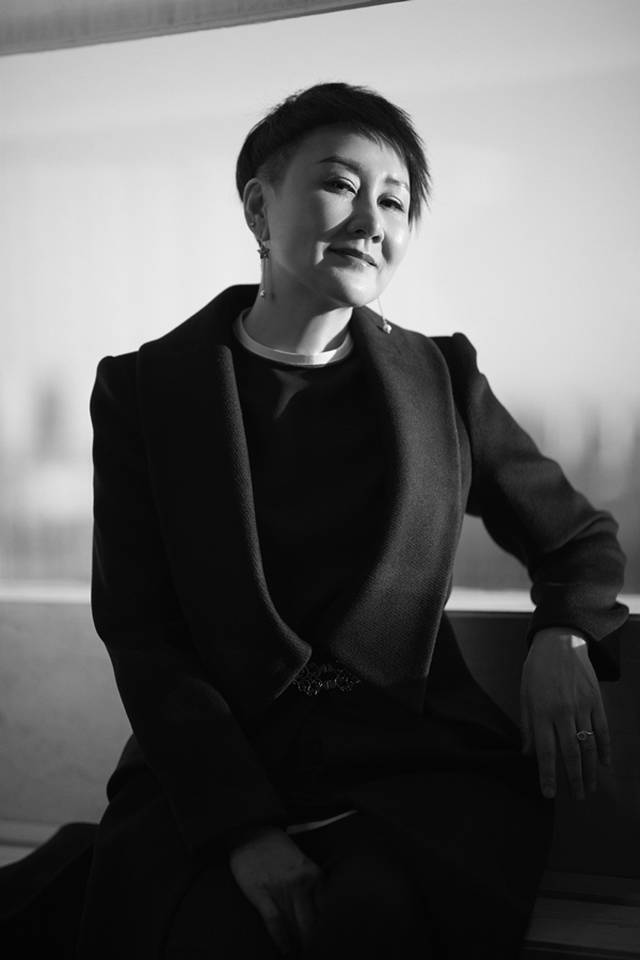 张凯丽斩获“年度榜样演员”奖 网友：实至名归！_搜狐网