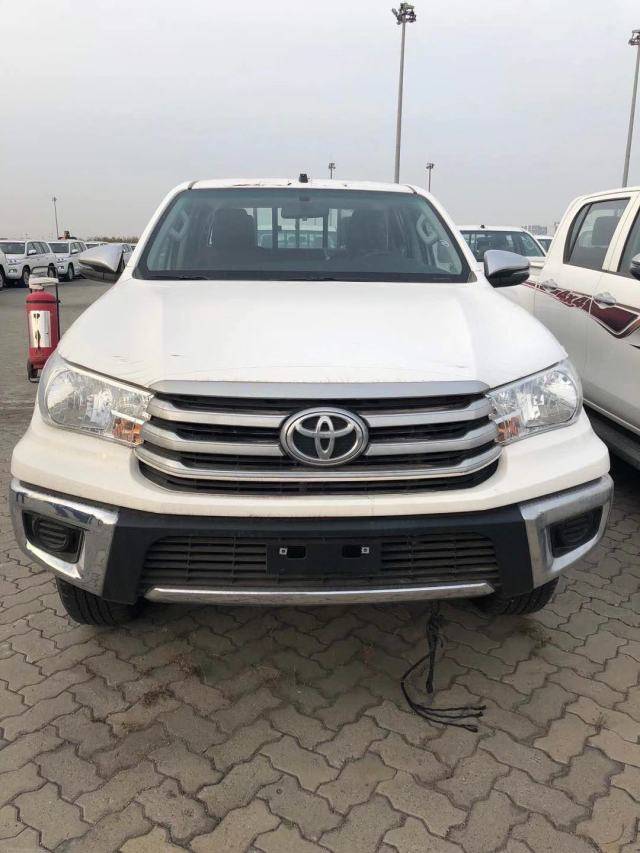 2018款丰田海拉克斯皮卡界的一个王者化身