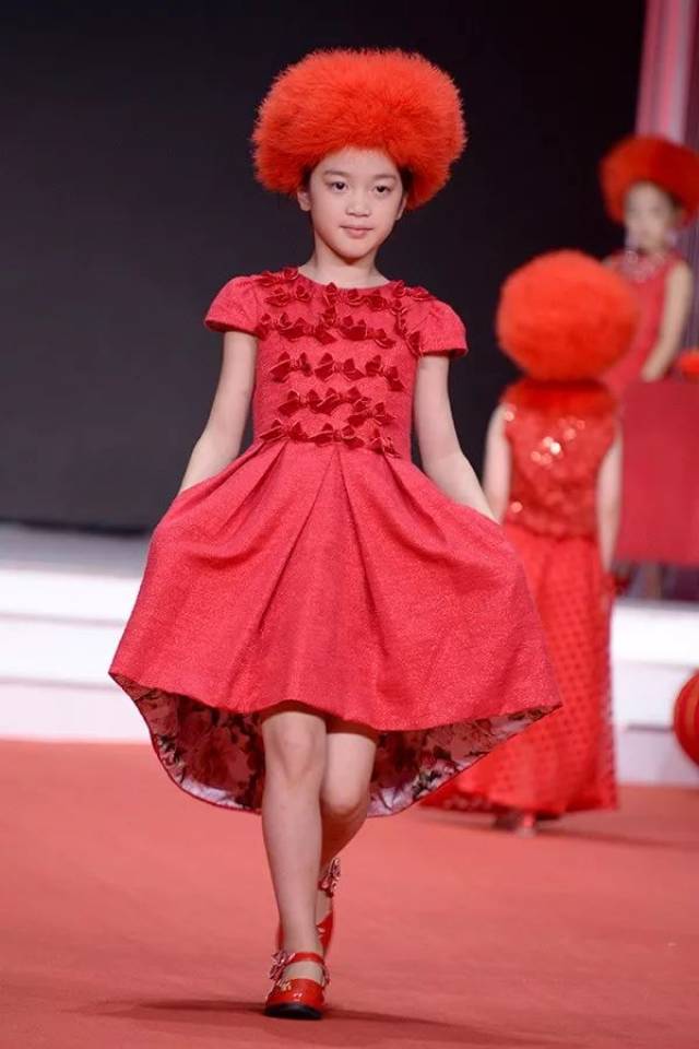 给那些感觉自己是当代小公主而不是萝莉或芭比的小女孩一个梦想,珍贵