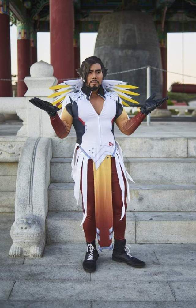 《守望先锋》半藏版天使cos "精彩"美图当然要分享