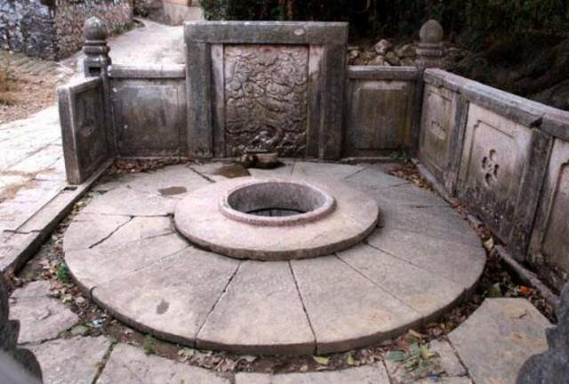 床前明月光的"床",理解错了很多年.原来不是睡床