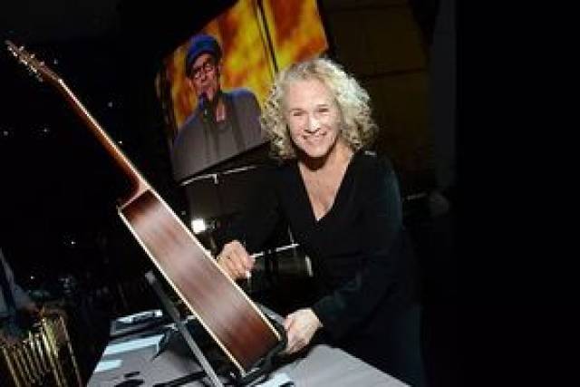 got a friend是美国著名创作人carole king(卡洛尔·金)1971年的歌曲