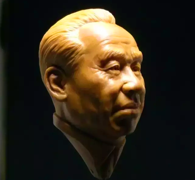 橄榄核雕名家之张冬核雕