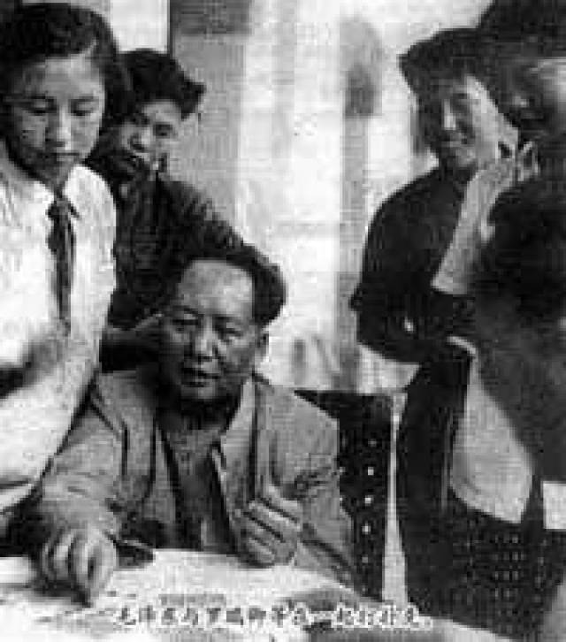 1893年12月26日 人民共和国的缔造者毛