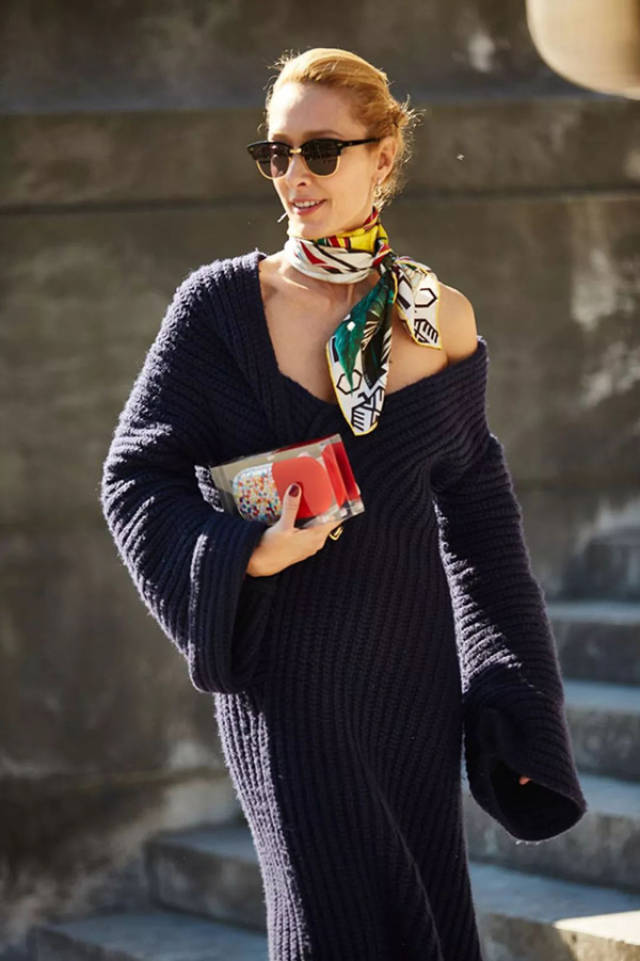 lv丝巾有多少种系法 你就有多少新造型