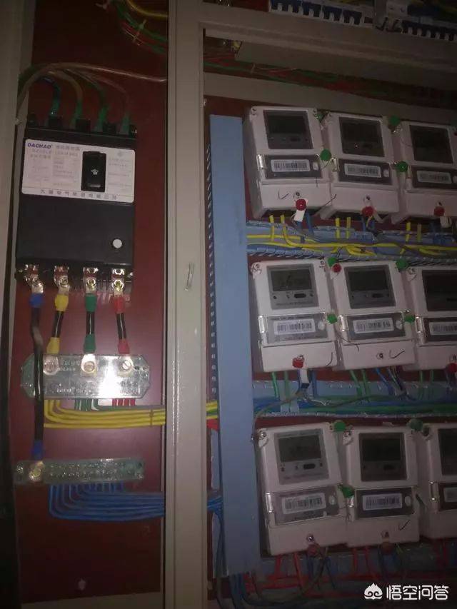 电表箱一般都装了漏电开关,室内应如何装配电箱?