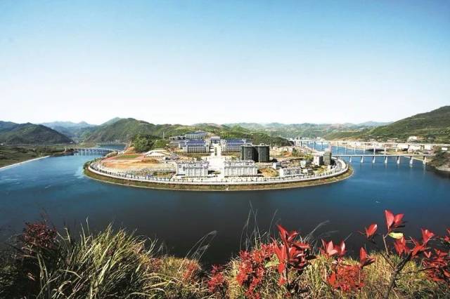 竹山一中鸟瞰图