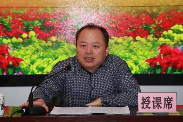 解放军报社陆军分社社长钱晓虎老师辅导授课