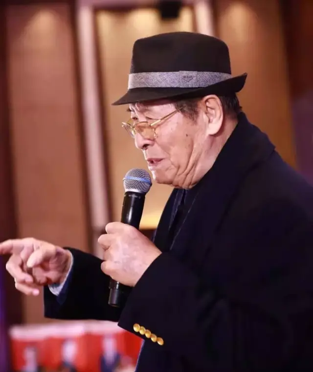 共和国著名演讲家彭清一教授