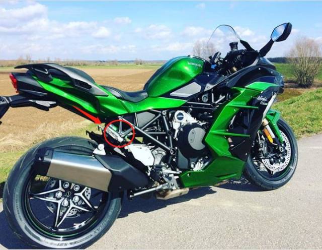 7万!极速299!川崎机械增压猛兽h2sx详解!