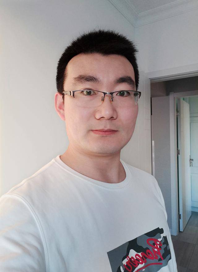 荣耀note10自拍效果