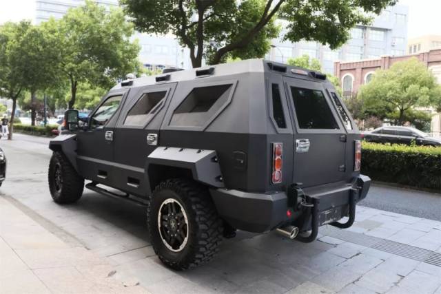 8l v10 乔治巴顿重型越野,支持内饰私人订制!欢迎报名