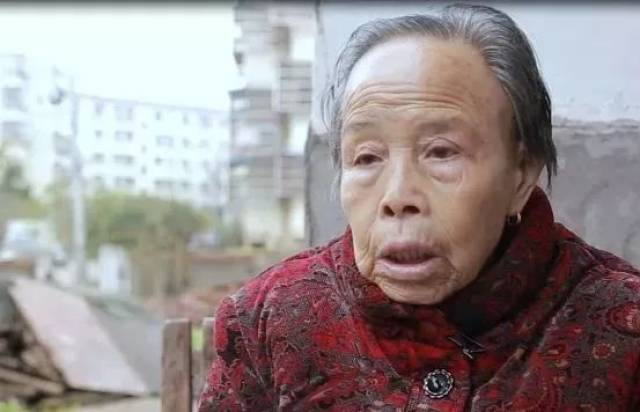 【暖新闻·江西2018】36年!这位抚州女子为脑瘫孩子,年迈公婆撑起一个