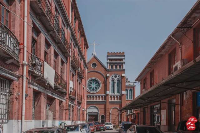 【人文石二】隐在弄堂里的上海最美老教堂——小德肋撒天主堂