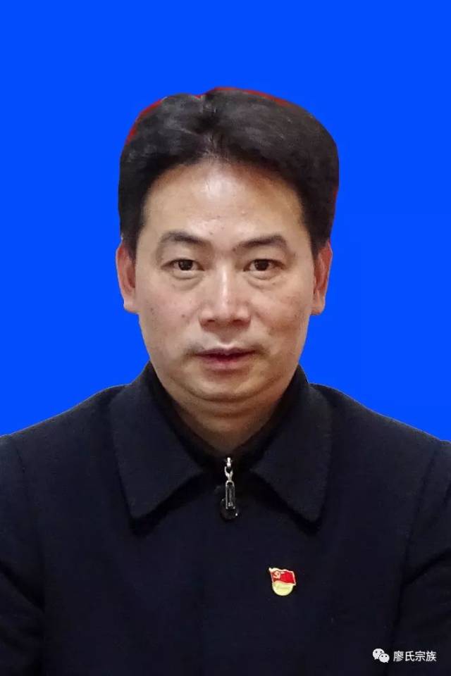 祝贺!廖大洪当选为甘孜州得荣县人民政府县长