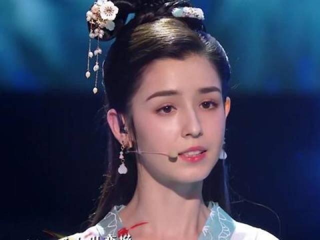 哈妮克孜刚出道就被嘲?没实力高曝光还是不行