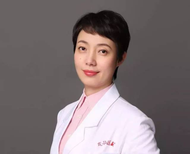 先进报道18年潜行为了患者回眸一笑上海市劳模王琛