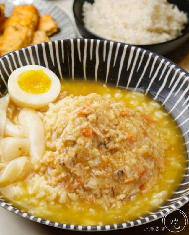 新天地爆出一碗「金汤花胶鸡泡饭」,高富帅老板4折请你吃!