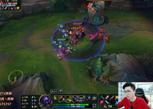 贾克虎偶遇余小c,虎神:猛禽斗篷?你就是传说中的塔之子吗!