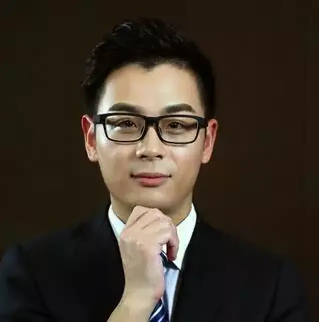 q9:基金经理及其观点如何?