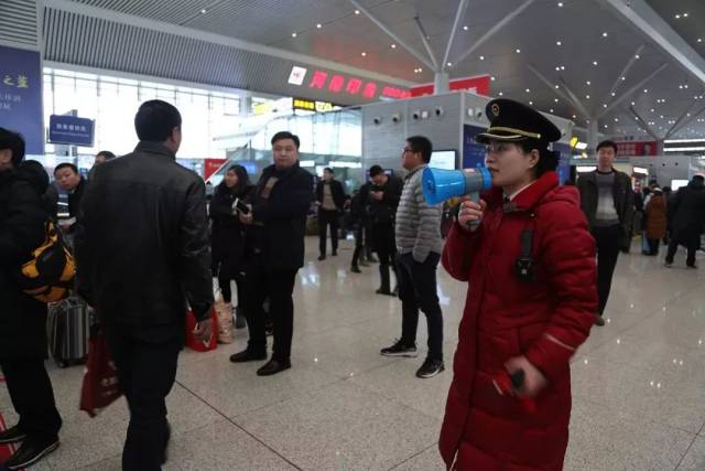 g2389/8/9次; 北京西～西安北g667/8次; 成都东～北京西g350/49次