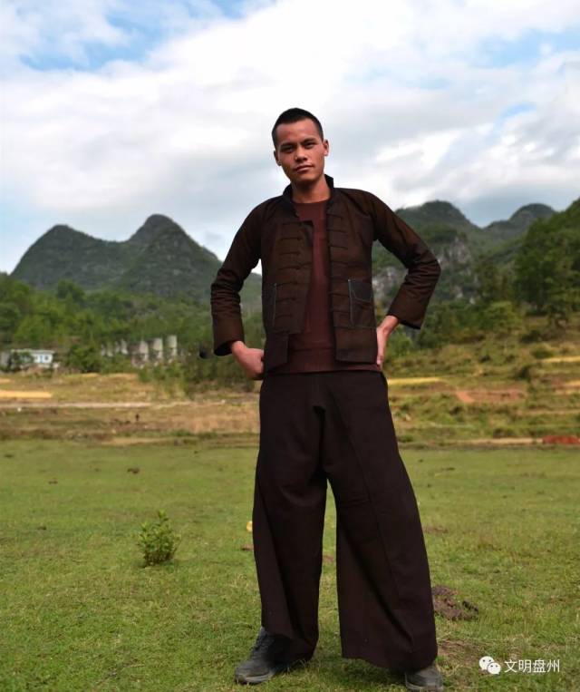 【文明盘州】盘州世居少数民族服饰介绍——布依族服饰_手机搜狐网