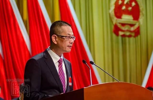 黄文捷指出,2018年,在上级党委,政府和中共德化县委的坚强领导下,全面