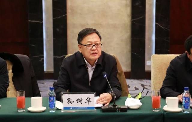 市"五位一体"考核组到机场集团开展2018年度考核工作