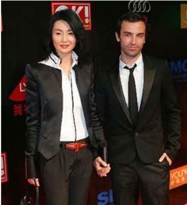 王杰被毒哑嗓子!扒扒惨遭奸人陷害的10大明星