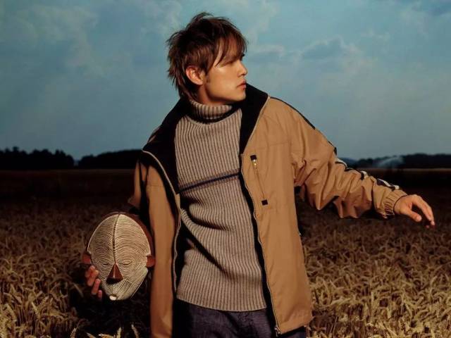 珍贵图集丨周杰伦这组照片,你可能很多都没见过.