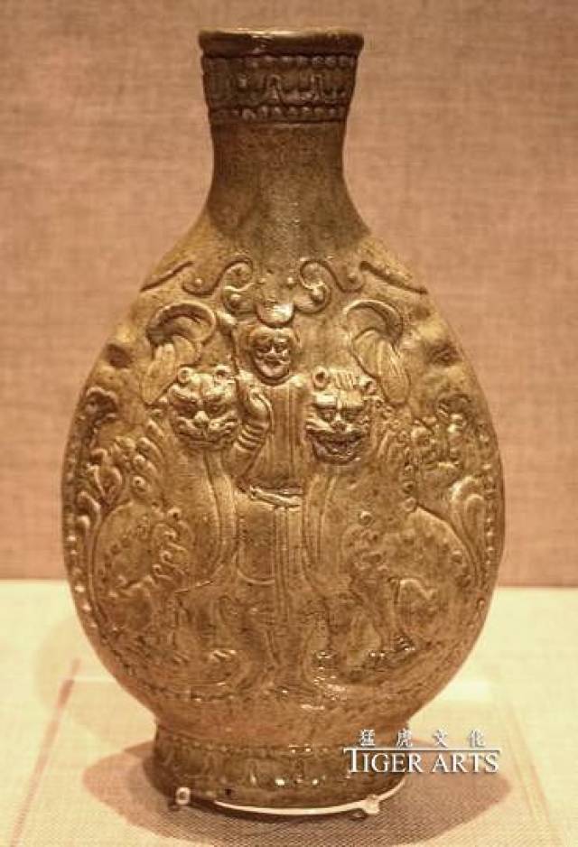 这种敛口碗为南朝后期—隋代岳州窑的大宗产品,且器身多饰以戳印的