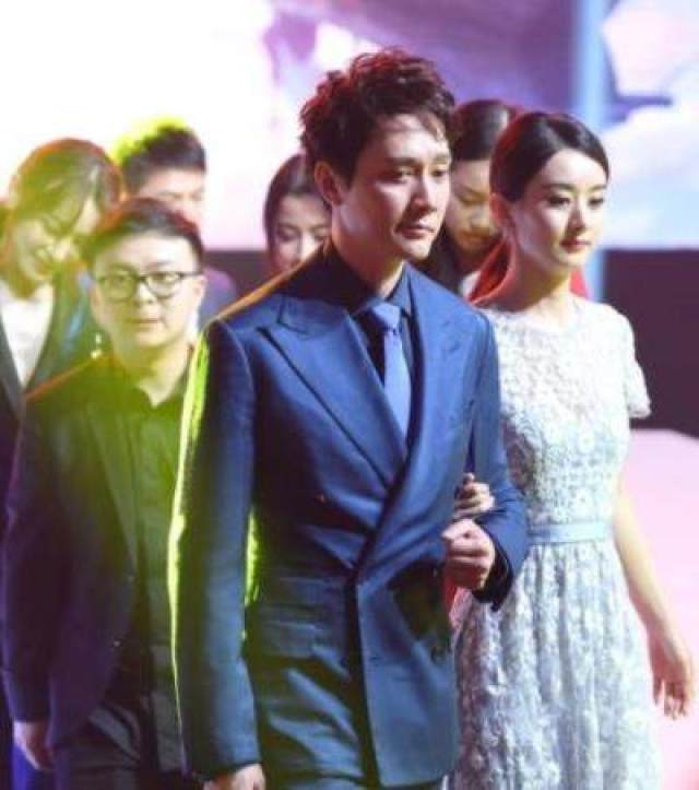 赵丽颖冯绍峰结婚后宣布怀孕 赵丽颖大肚照流