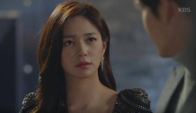 长相甜美却专演坏女人?《皇后的品格》闵宥拉