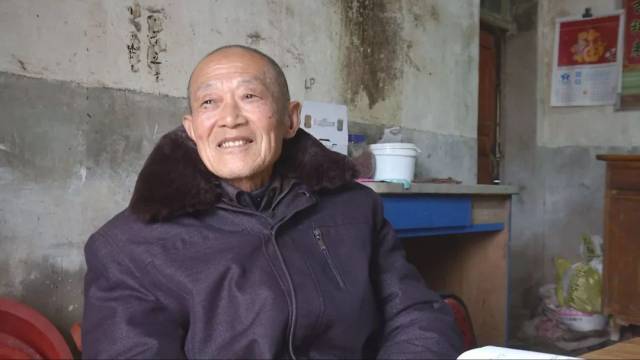 西江乡江集村村民 李文质